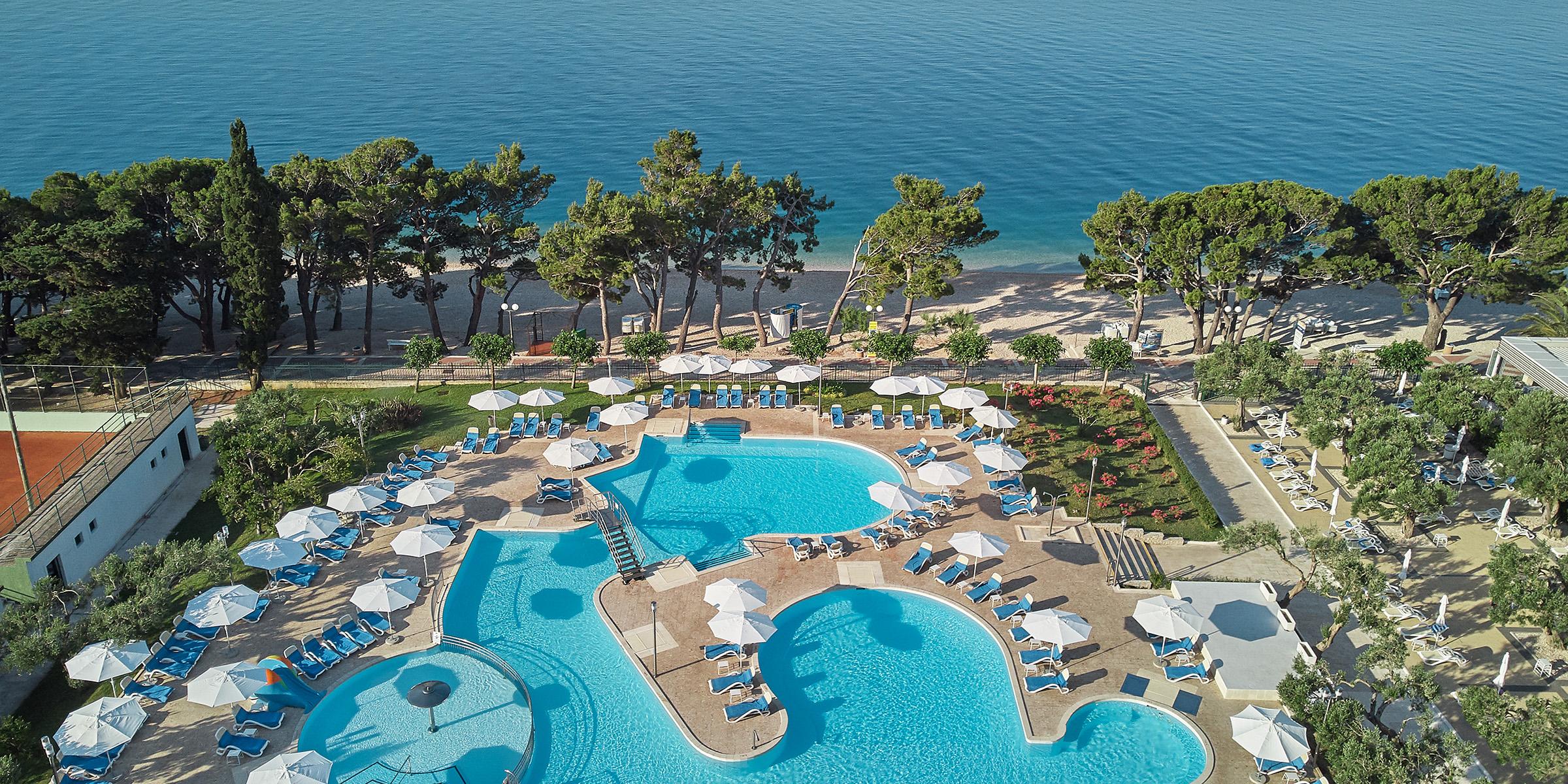 Bluesun Hotel Neptun Tučepi エクステリア 写真