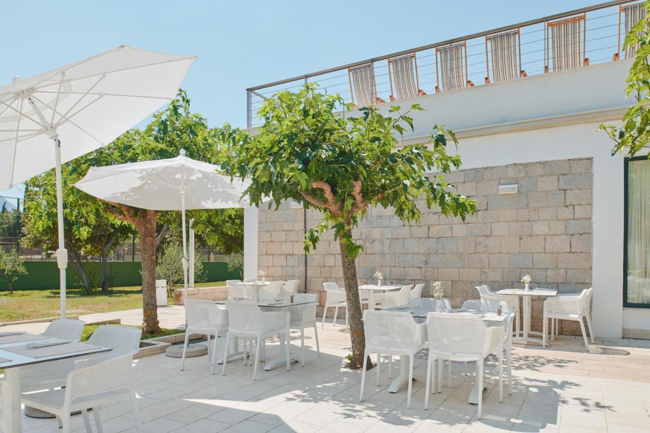 Bluesun Hotel Neptun Tučepi エクステリア 写真