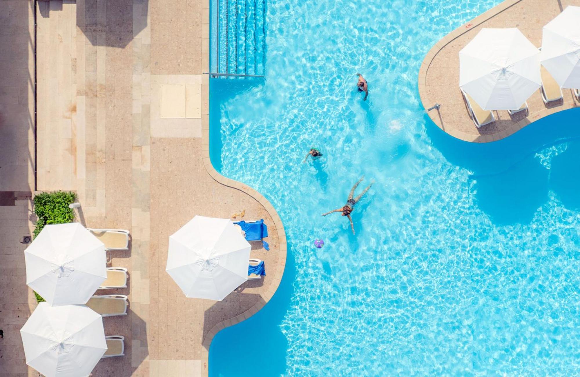 Bluesun Hotel Neptun Tučepi エクステリア 写真